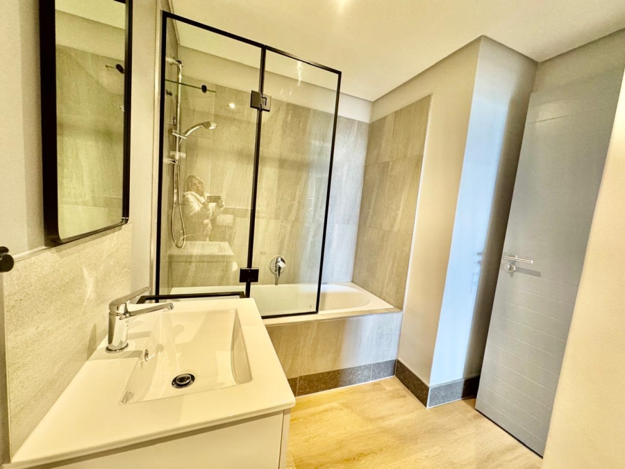 To Let 2 Bedroom Property for Rent in Observatory Western Cape